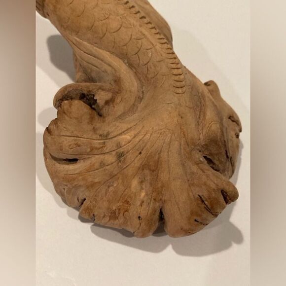 Hand Carved Fish On Wood Burl Folk Art Rustic 6” x 2” - Picture 5 of 9